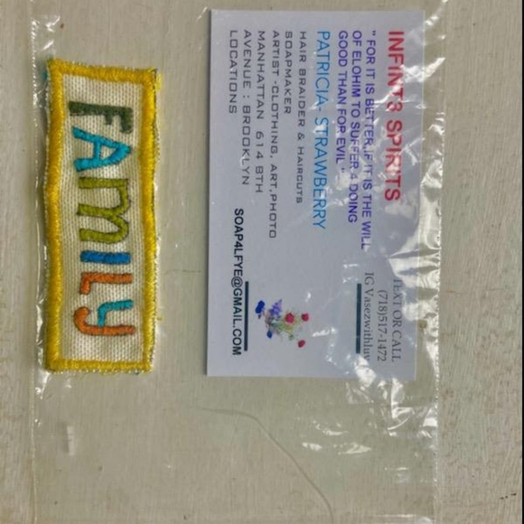 Handmade patch Family - Picture 6 of 7